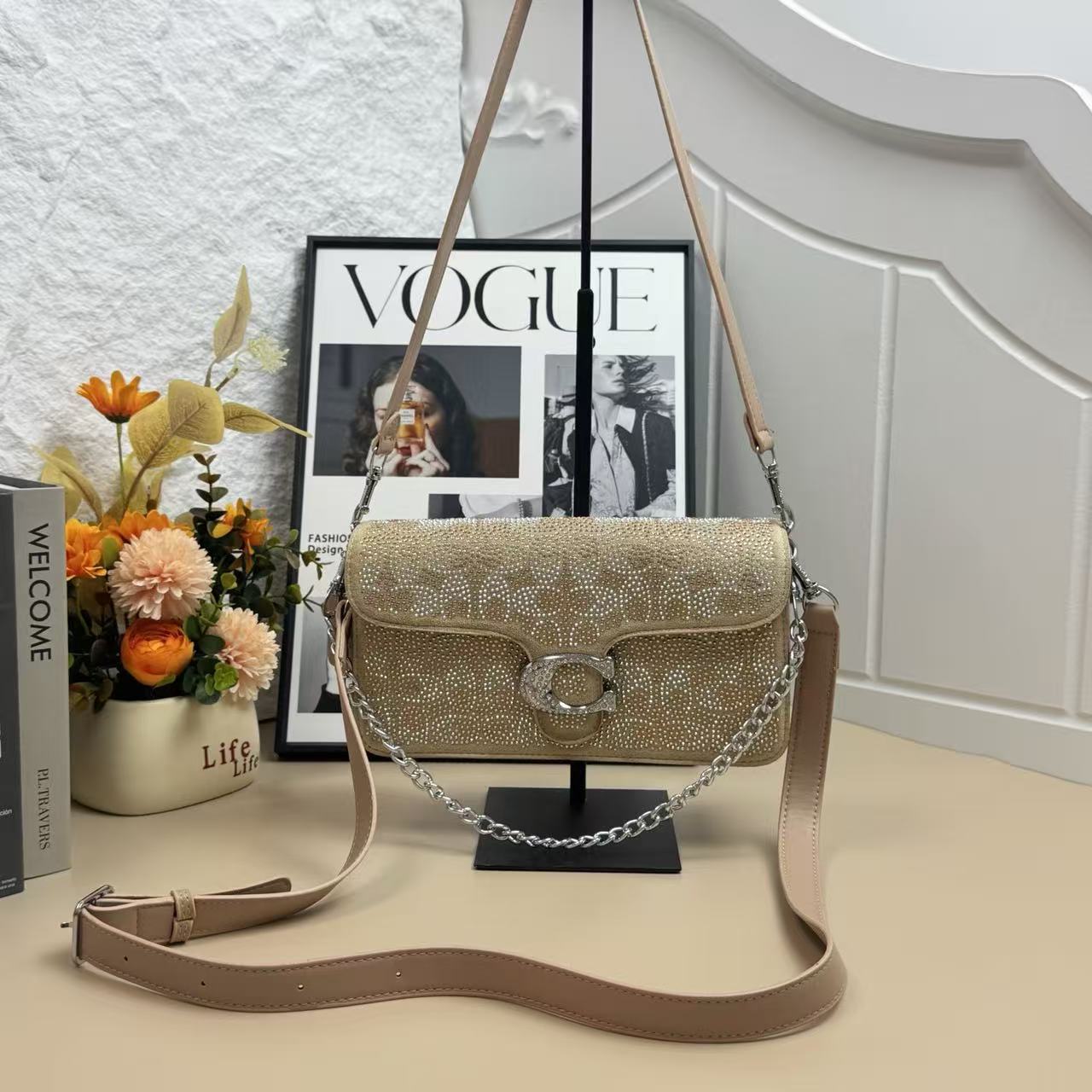 Tabby Chain Shoulder Bag