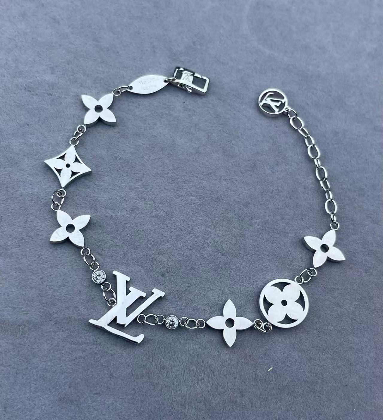 Louis* Classic Bracelet
