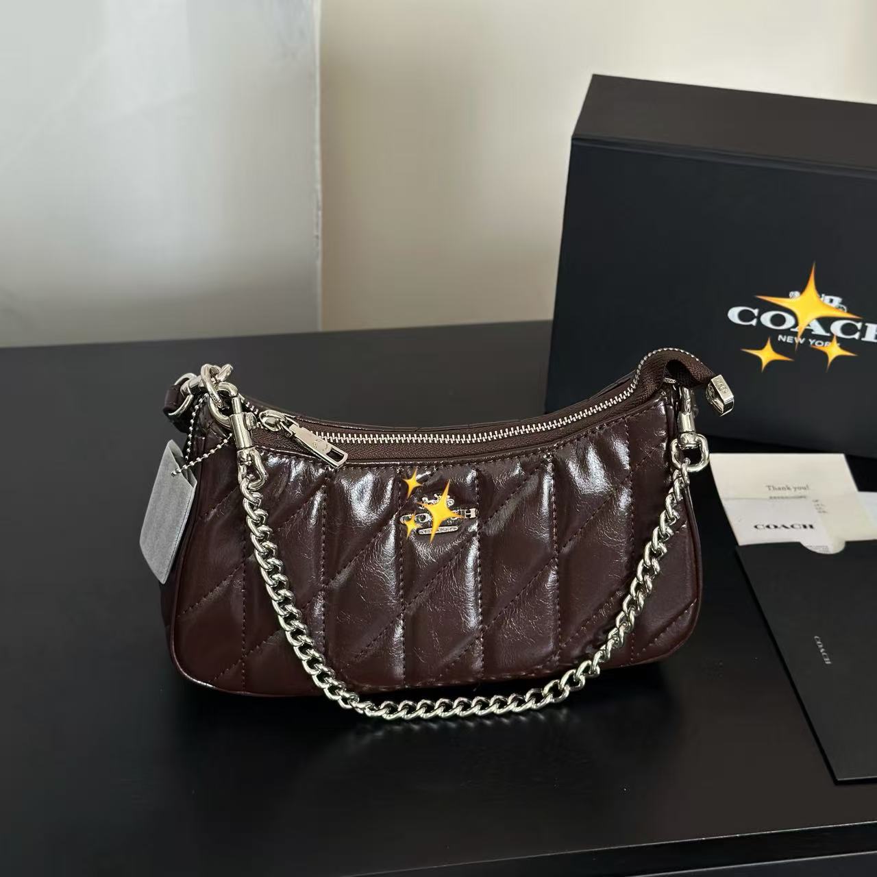【Top】Teri Shoulder Bag With Quilting
