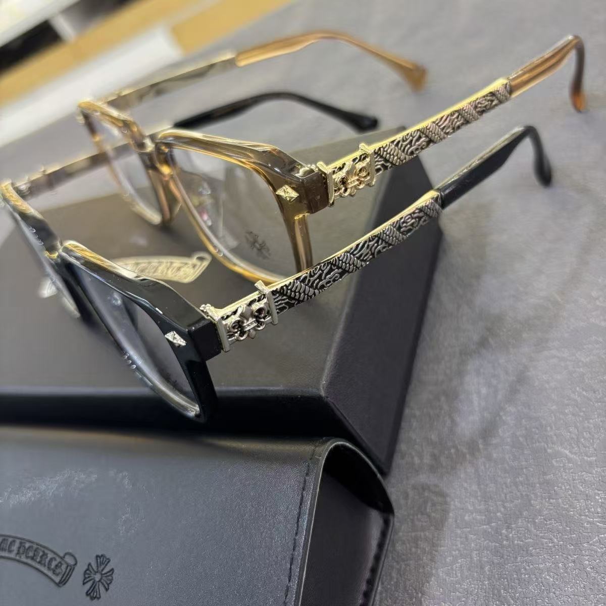 CH Full-Rim Glasses