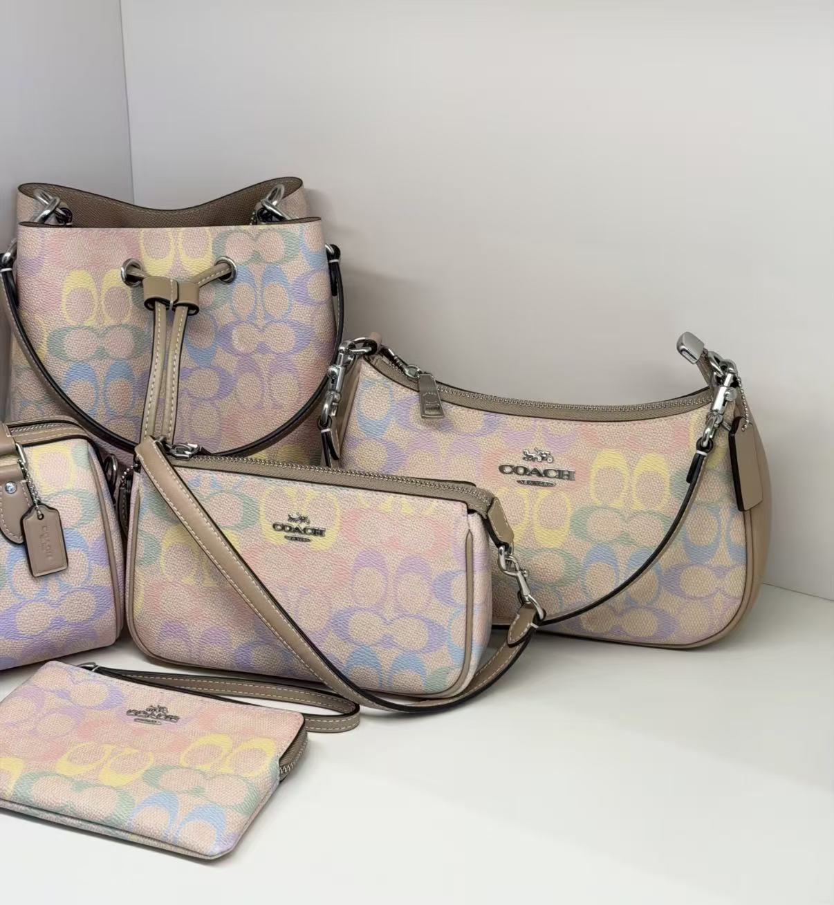 Rainbow C Bag【TOP】Gift Box Edition