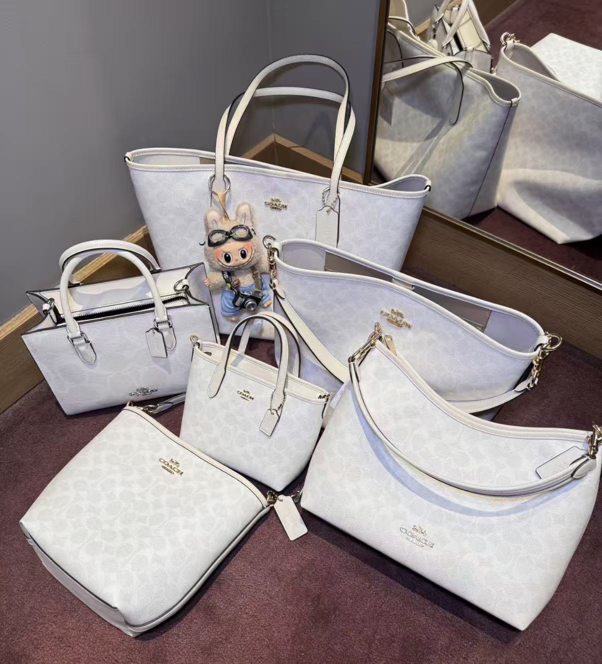 Glacier White C Bag【TOP 】Gift Box Edition