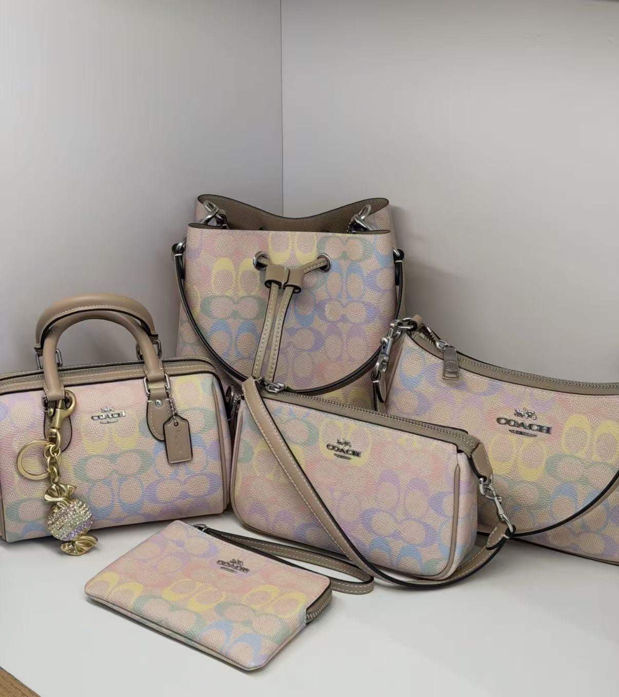 Rainbow C Bag【TOP】Gift Box Edition