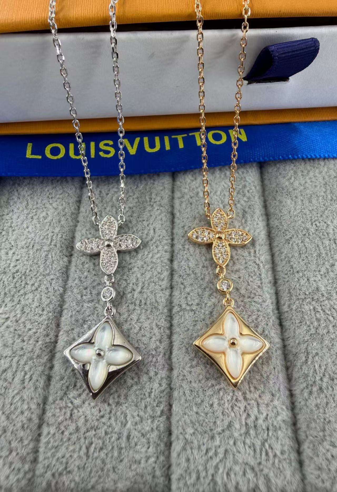 L&V Necklace