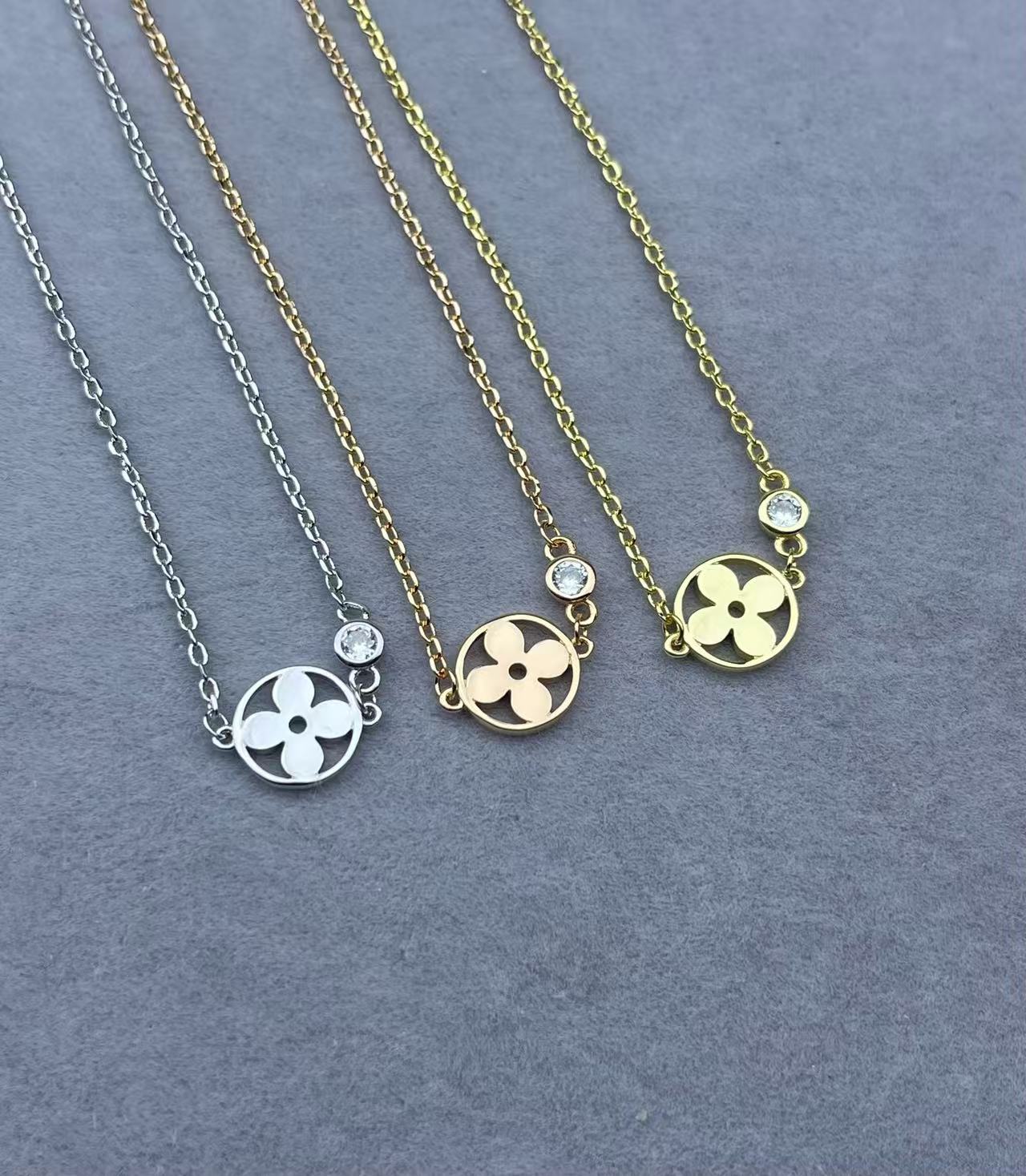 LOUIS* Idylle Blossom Necklace