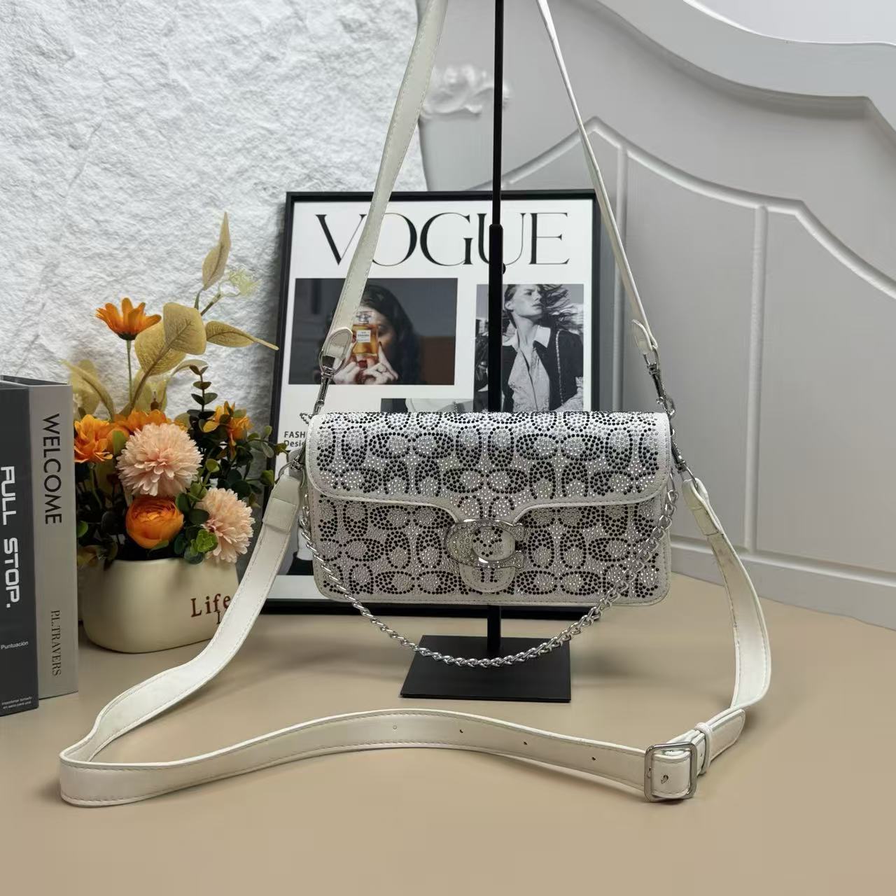 Tabby Chain Shoulder Bag