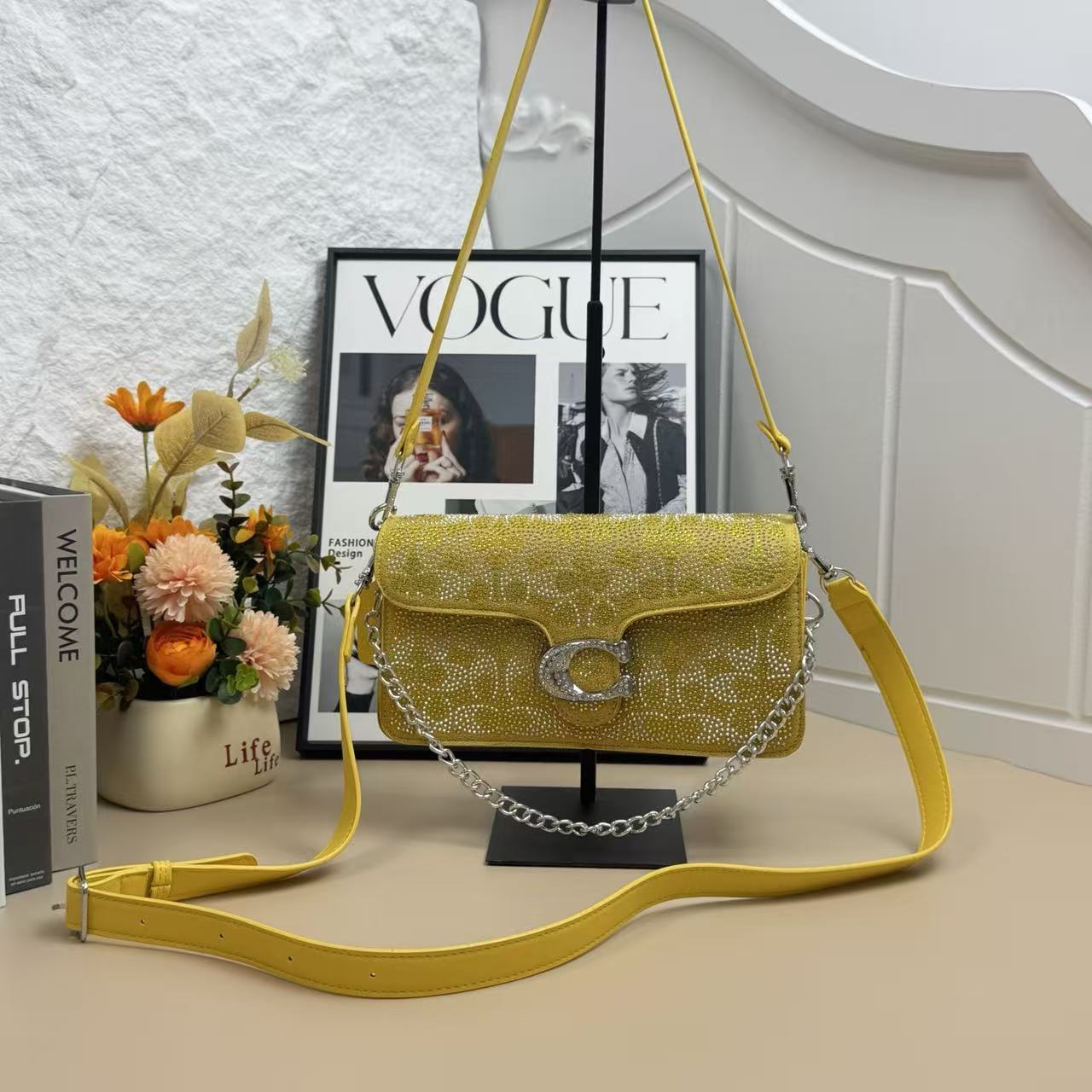 Tabby Chain Shoulder Bag