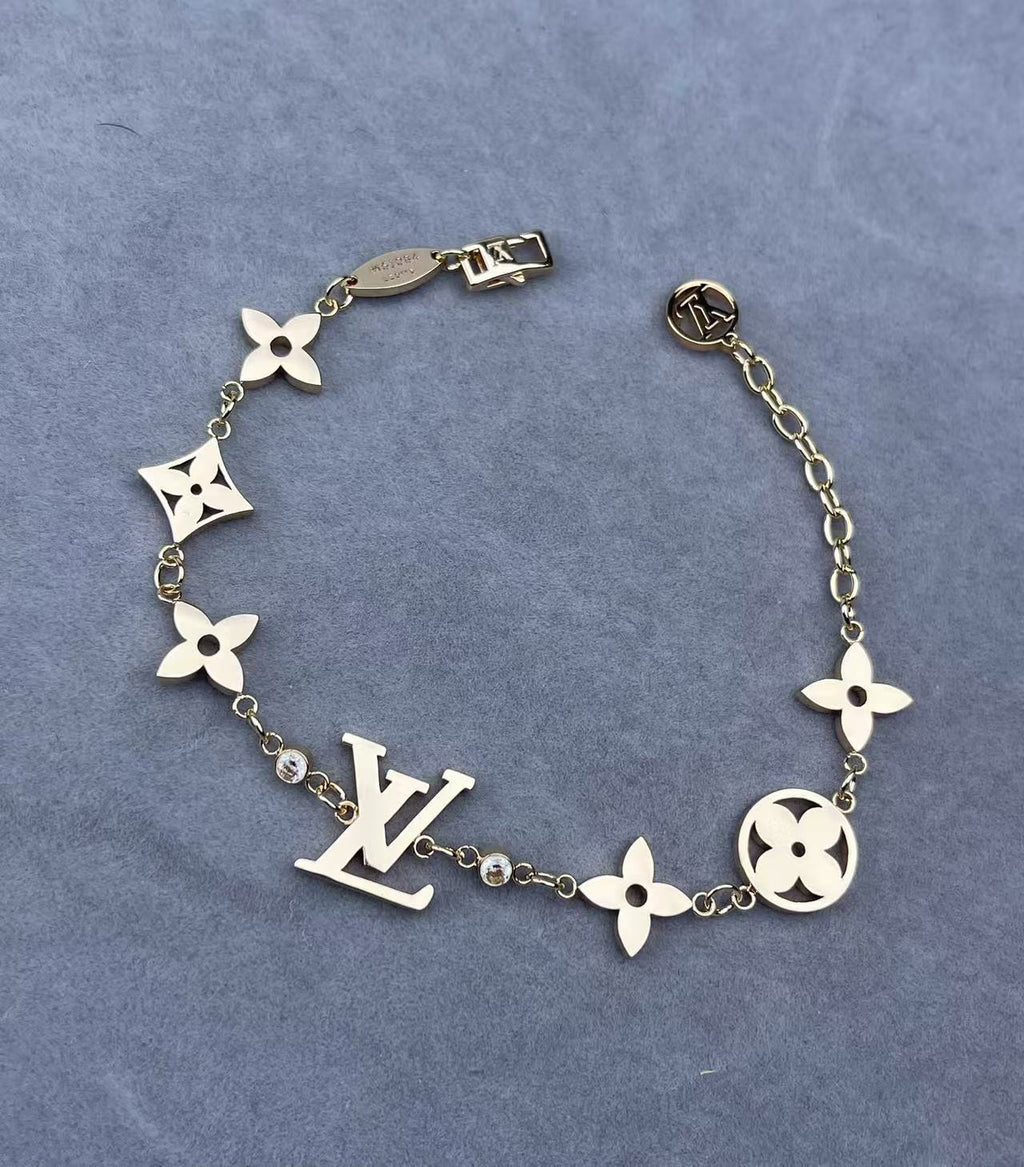 Louis* Classic Bracelet