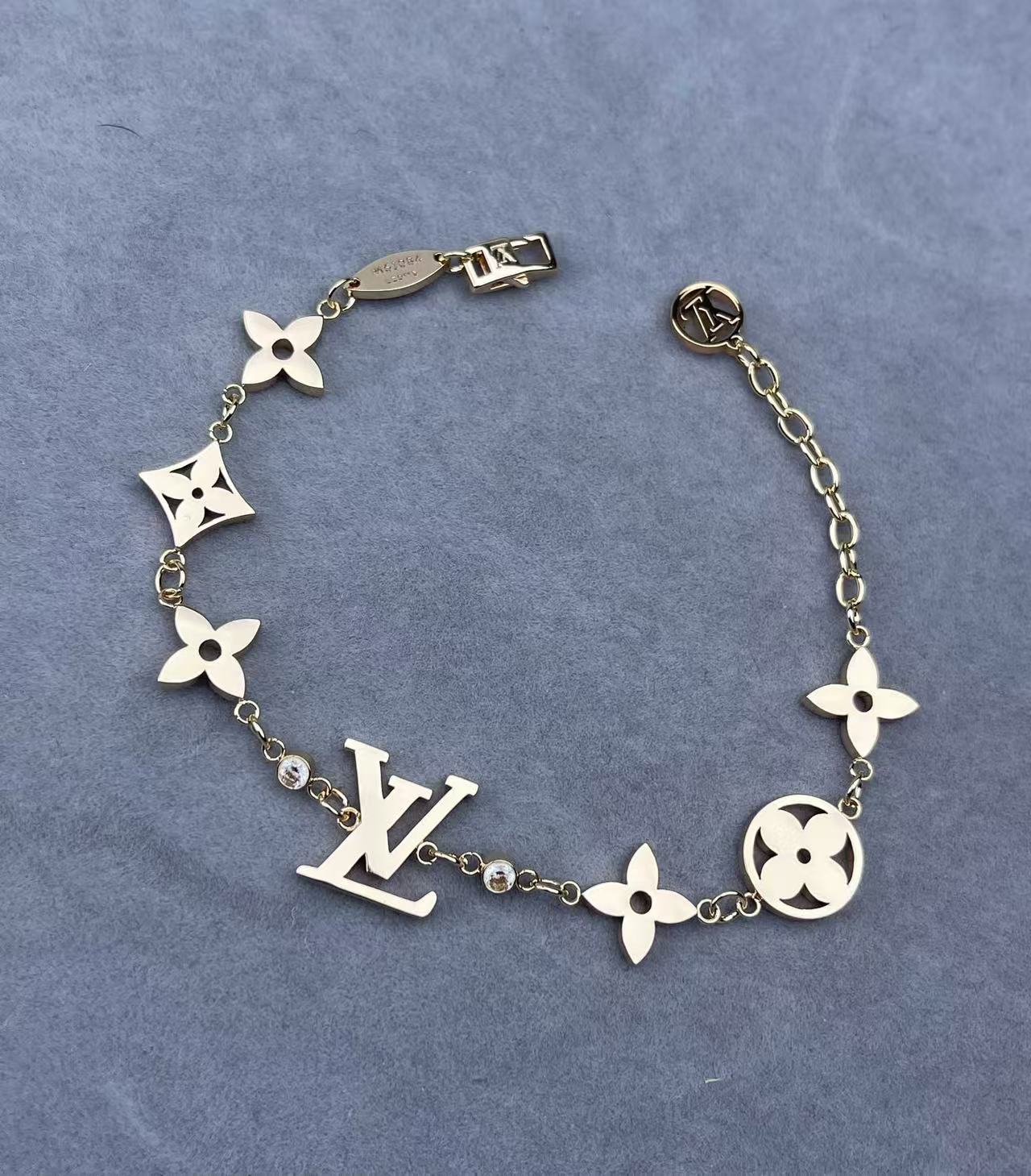 Louis* Classic Bracelet