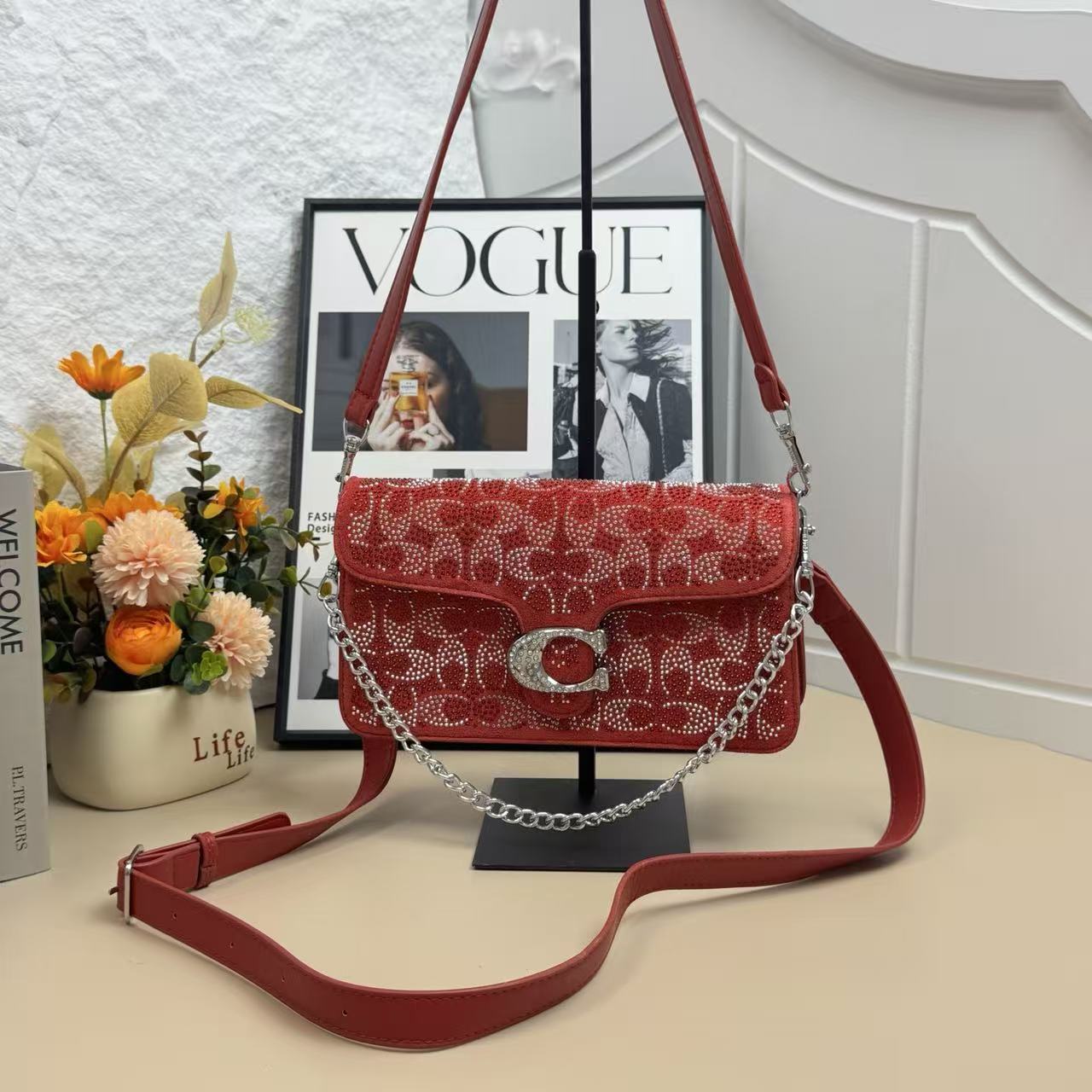 Tabby Chain Shoulder Bag